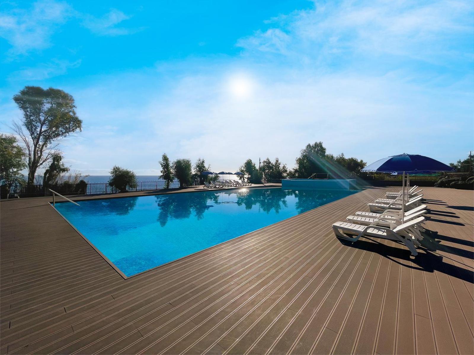 אסראלה Il Pampaleone Glamping And Resort מראה חיצוני תמונה